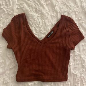 SHEIN cropped brown tee Size: small